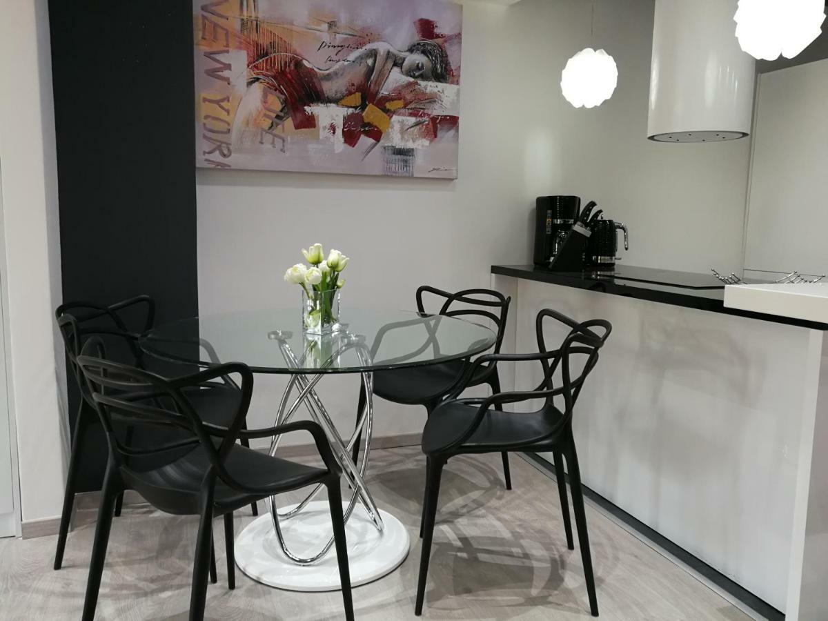 Palladium II City Center Apartments Makarska Exteriör bild