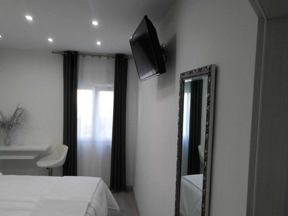 Palladium II City Center Apartments Makarska Exteriör bild